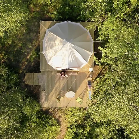 Οργανωμένο κάμπινγκ Spectacular Tent With Unforgettable View Νάρβικ