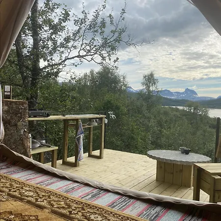Spectacular Tent With Unforgettable View